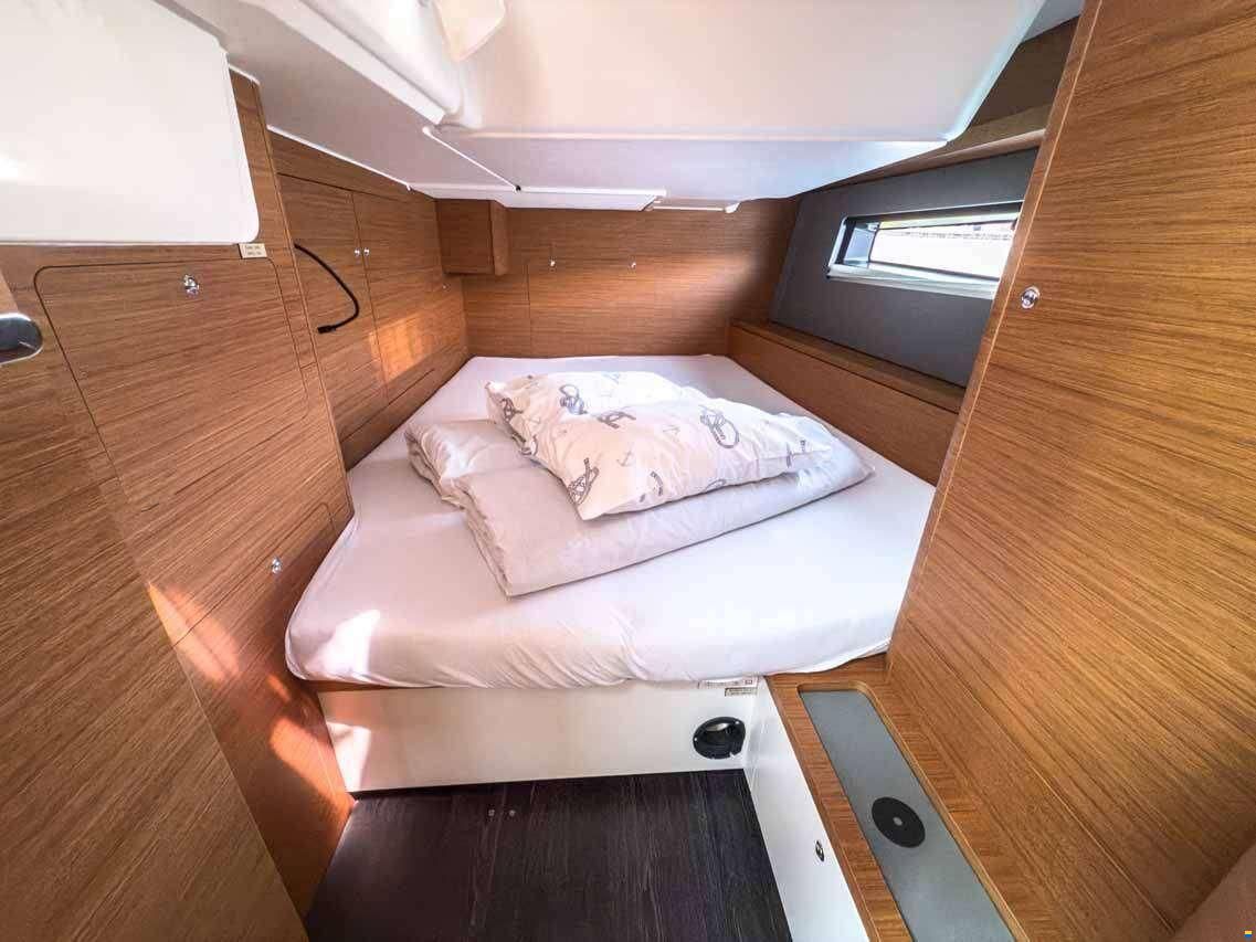 Dufour 44