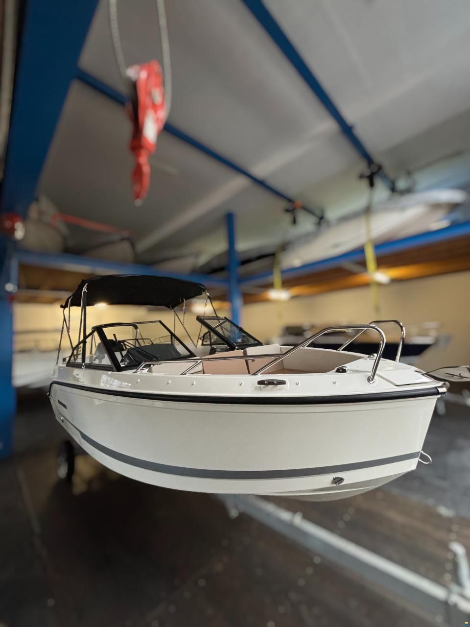Quicksilver 555 Bowrider