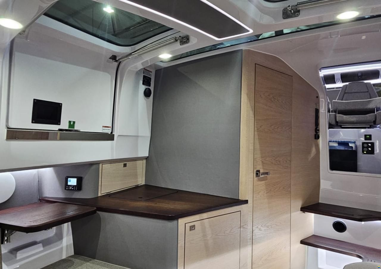 Axopar 45 XC Cross Cabin