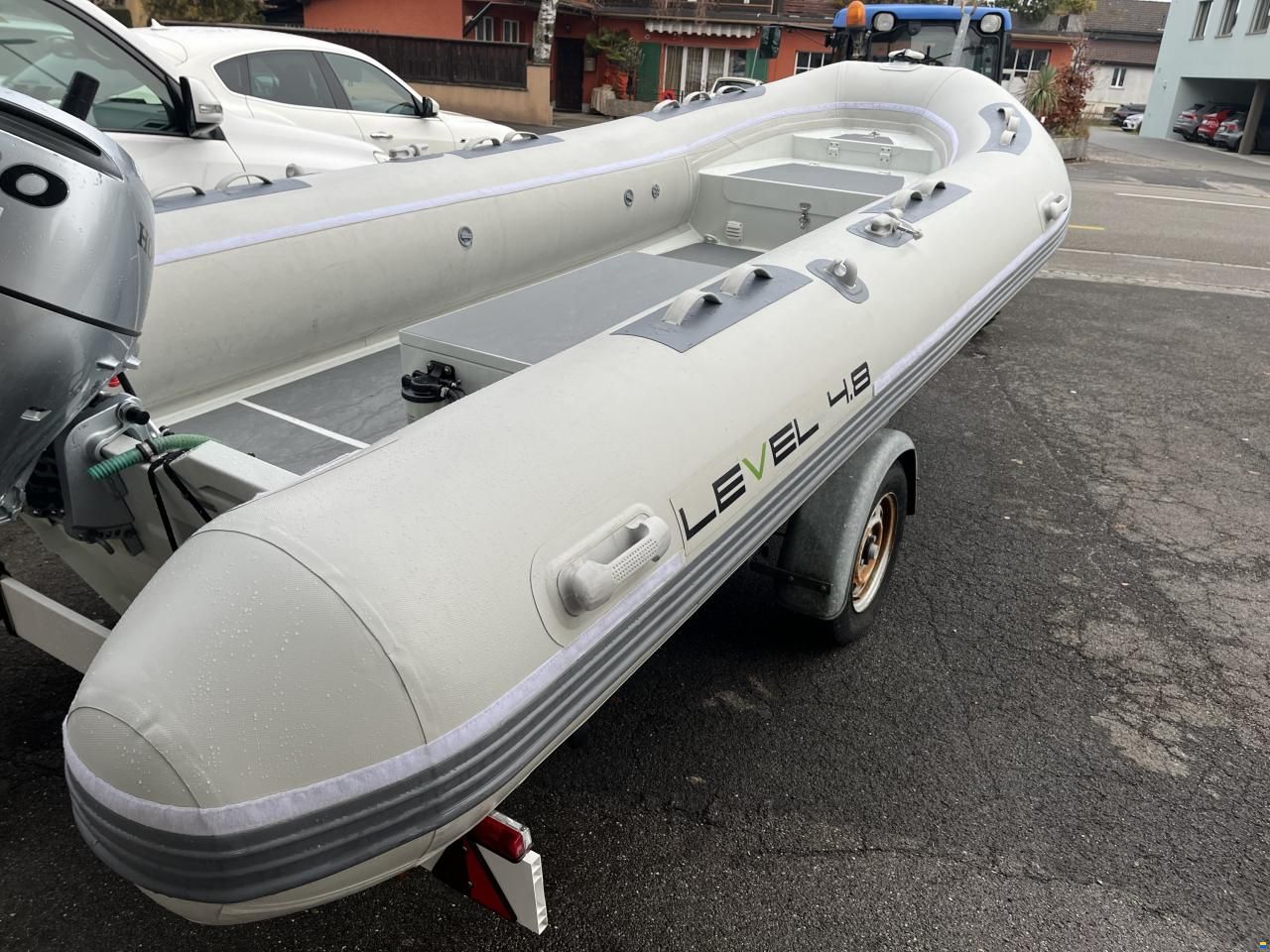 4.8 Schlauchboot mit Aluminum Rumpf