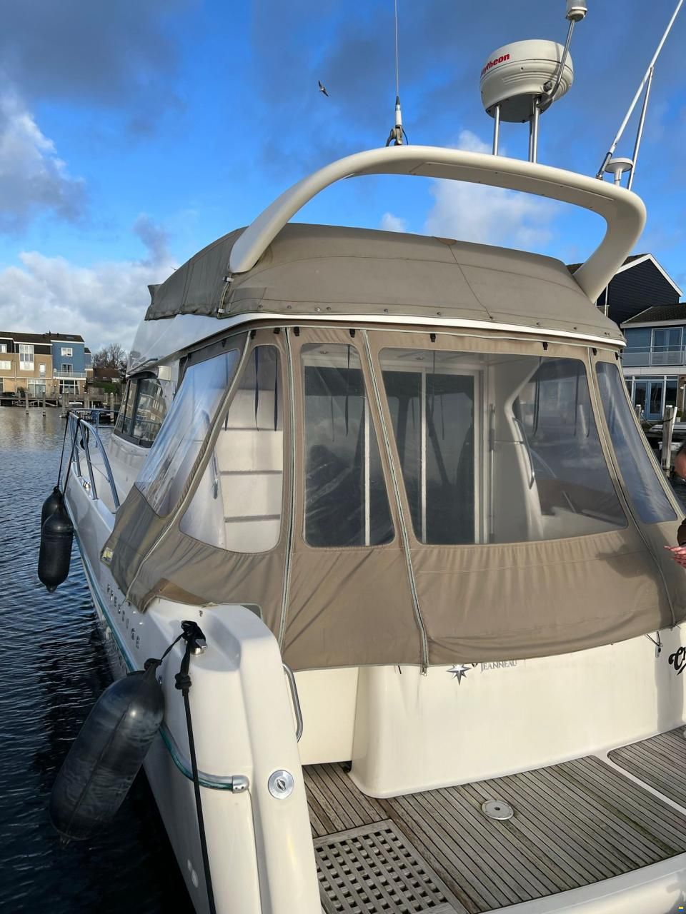 Jeanneau Prestige 36 Fly