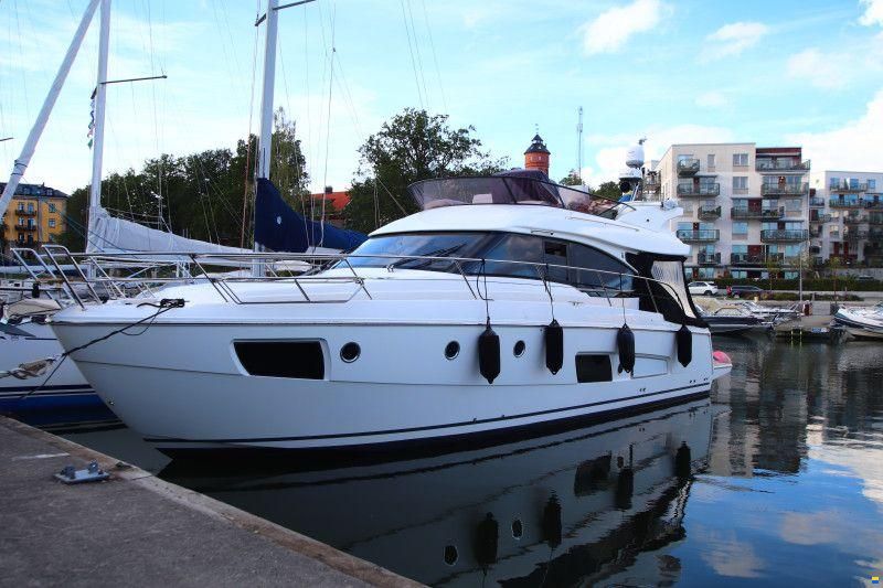 Bavaria Viertes 420 Fly