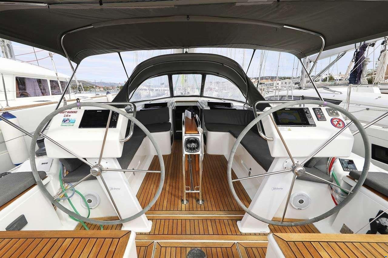 Hanse 455