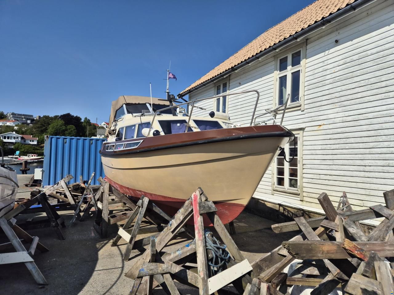 Viksund Frontier 880