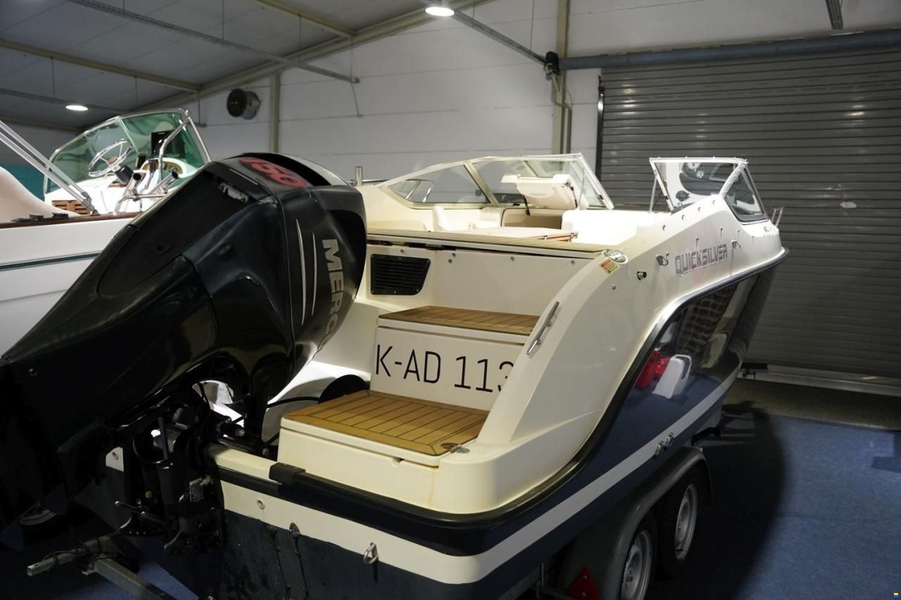 Quicksilver ACTIVE 645 CABIN