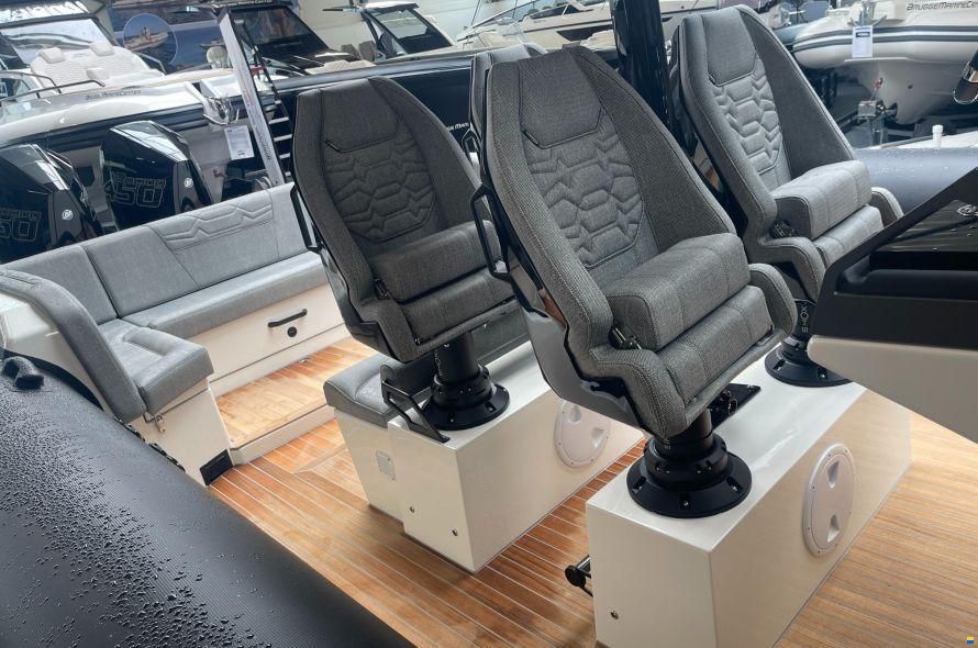 Technohull 38 Grand Sport