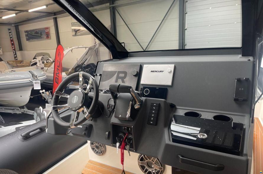 Technohull 38 Grand Sport