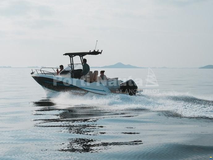 Quicksilver Activ 705 Open