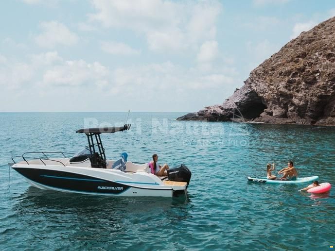 Quicksilver Activ 705 Open