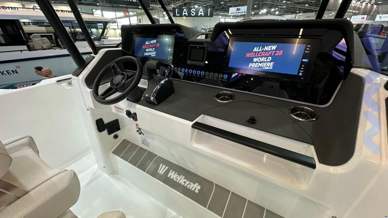 Wellcraft 28 T-TOP