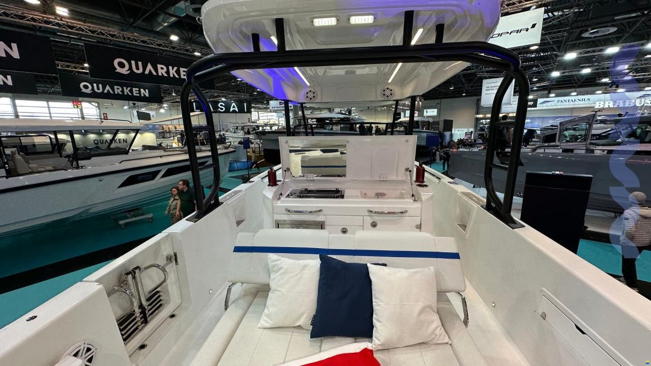 Wellcraft 28 T-TOP