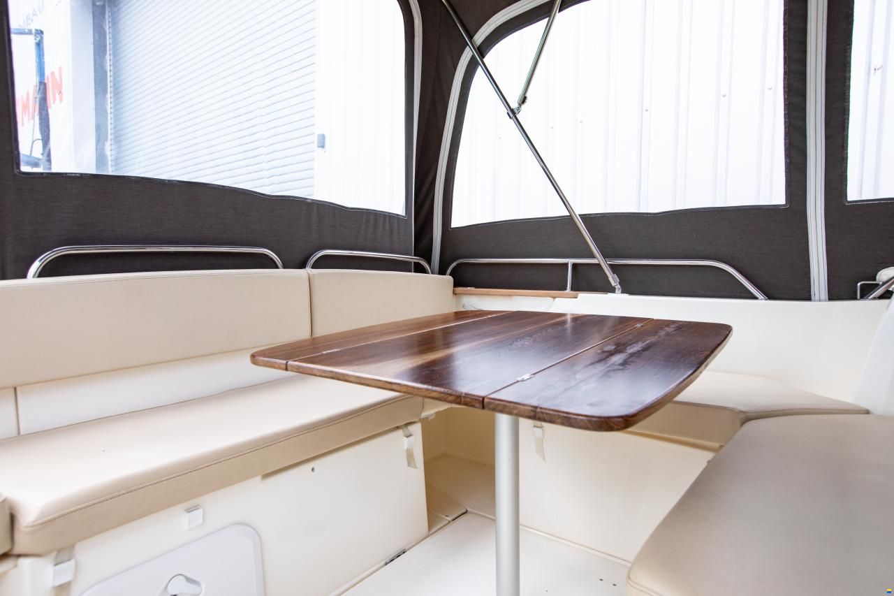 Jeanneau Merry Fisher 725