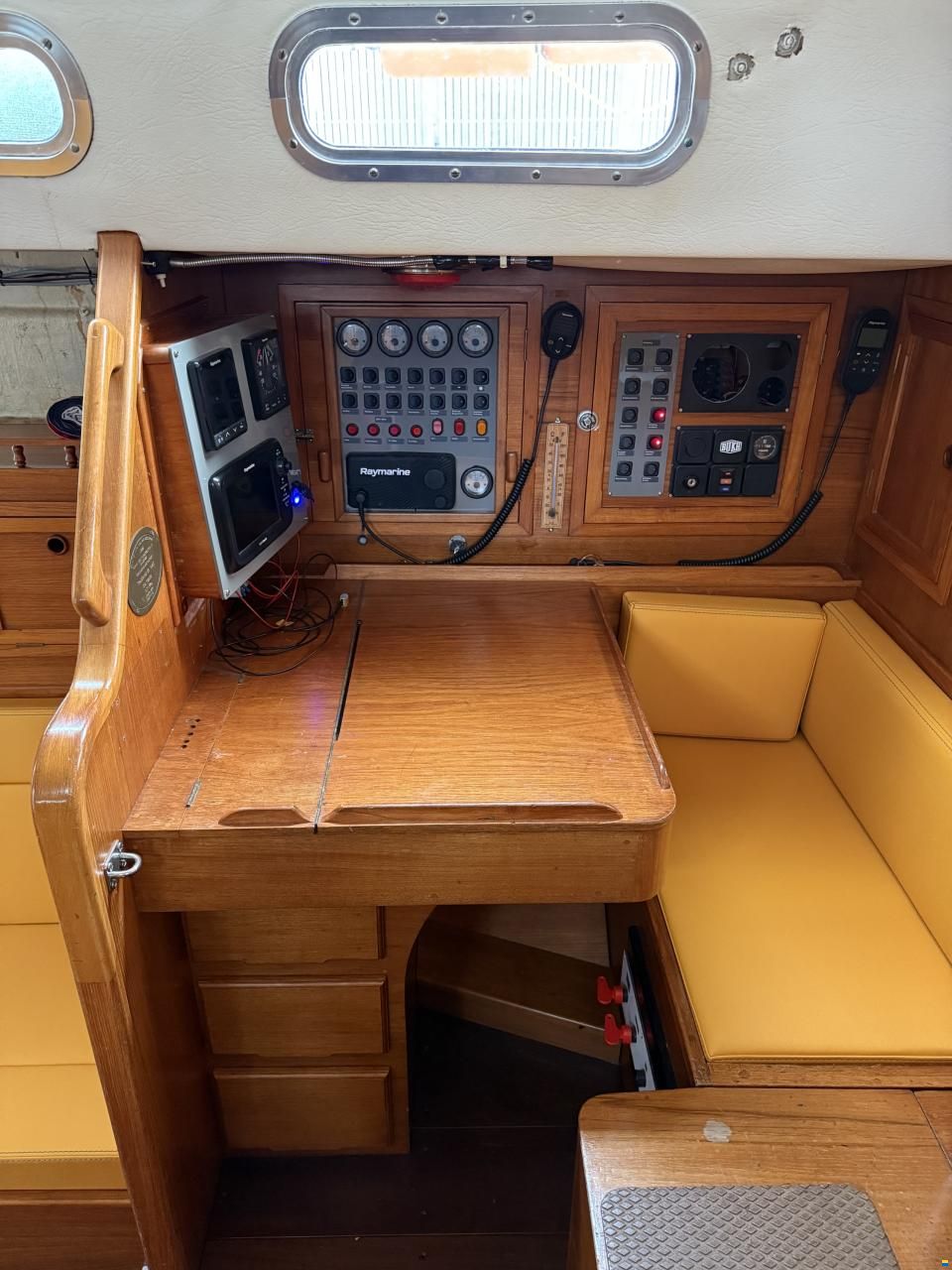 Tradewind 35