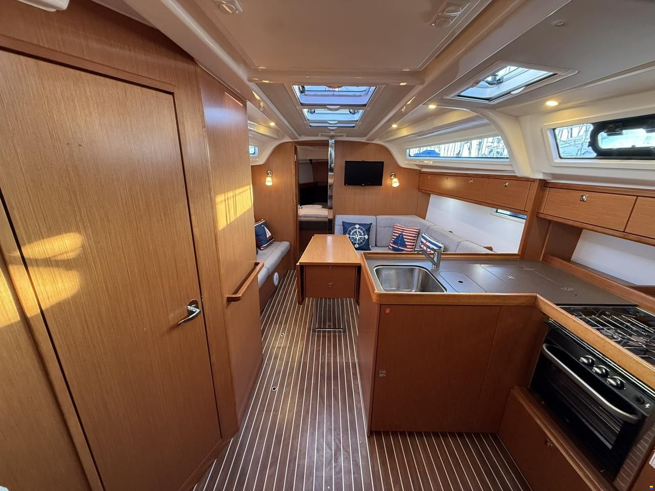 Bavaria 37 Cruiser