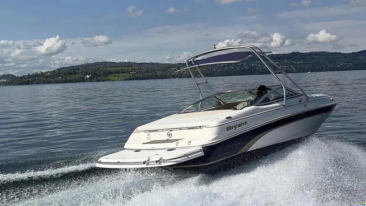 Bryant Boats 214 Bowrider