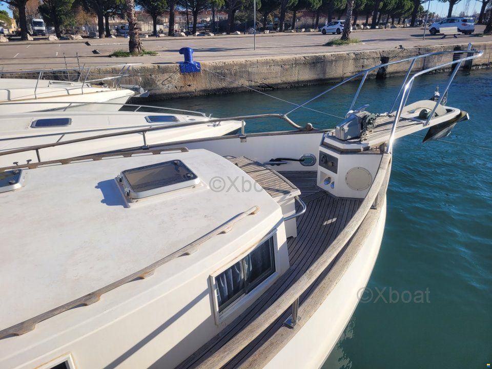American Marine GRAND BANKS 42 MY