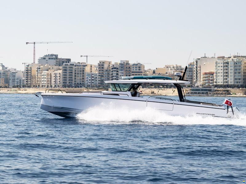 Axopar 45 Cross-Top