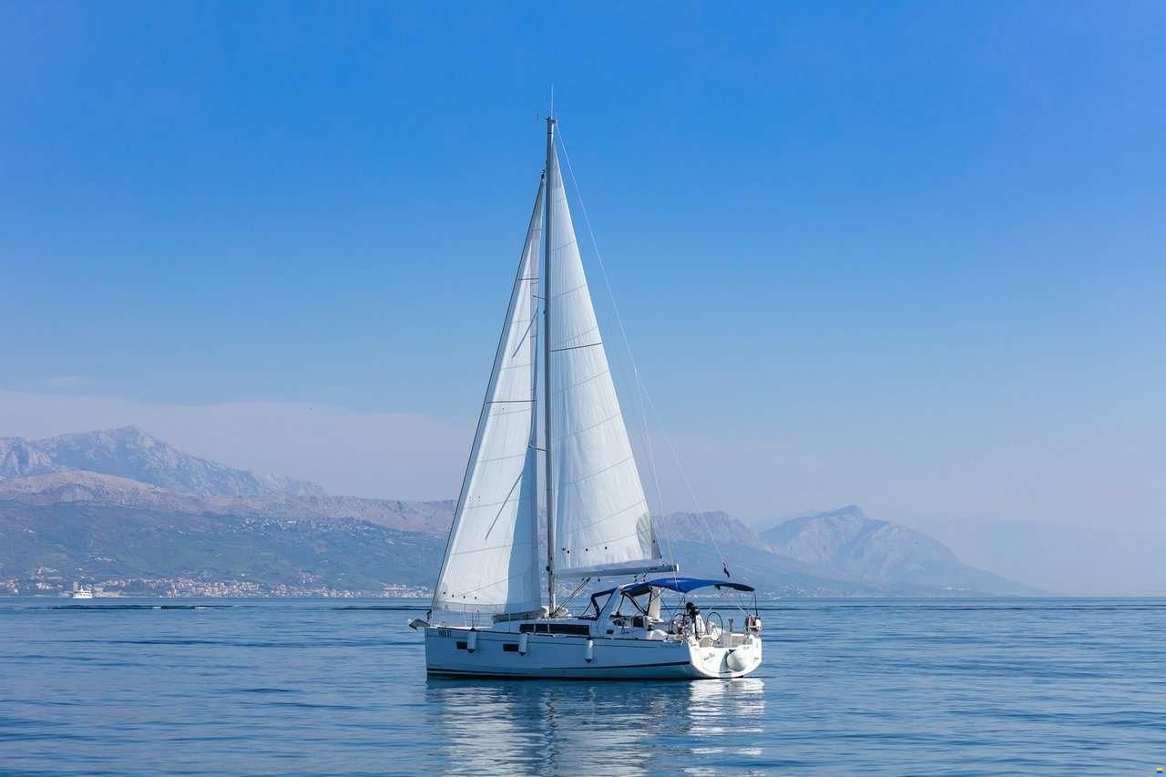 Beneteau OCEANIS 38.1