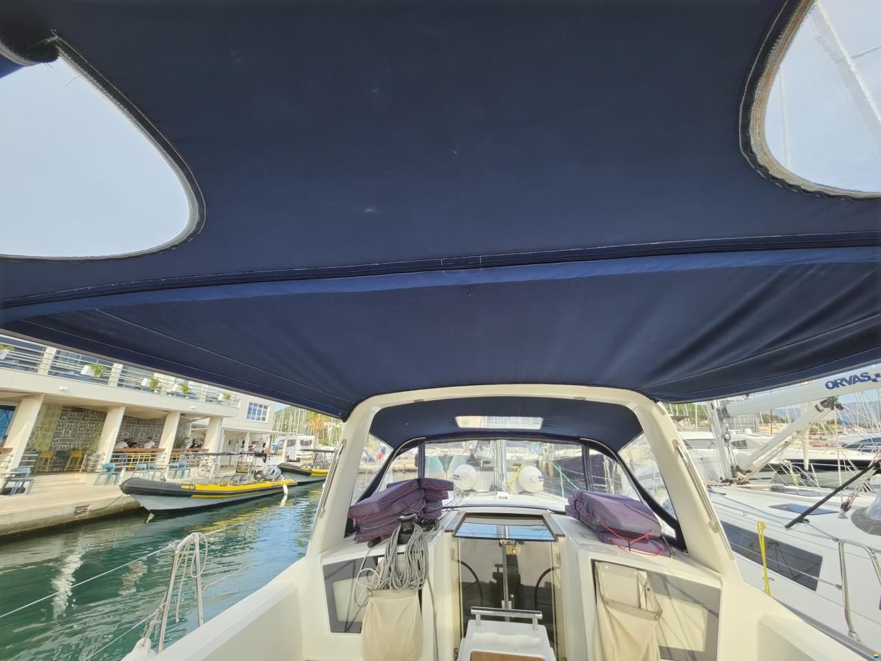 Beneteau OCEANIS 38.1