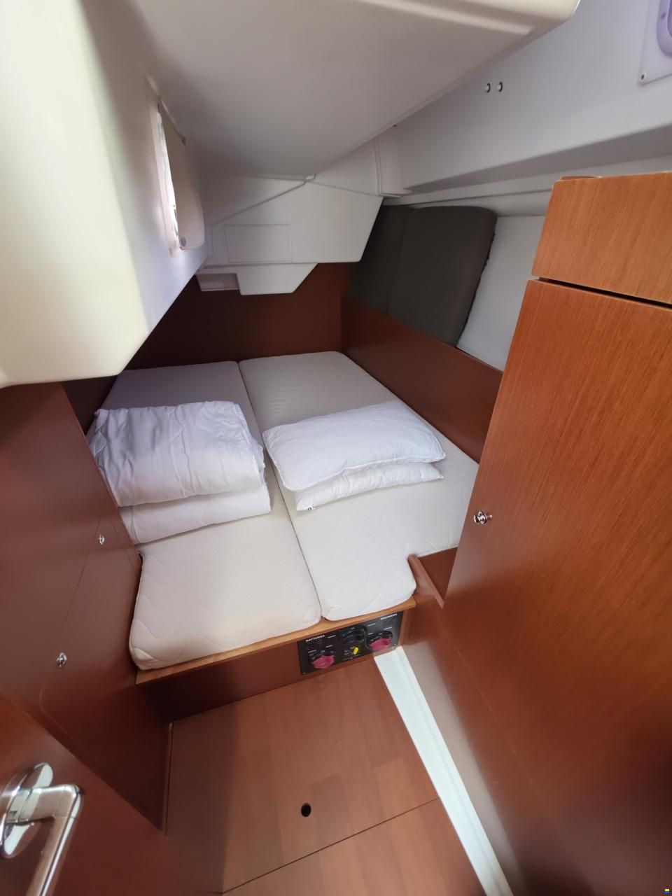 Beneteau OCEANIS 38.1