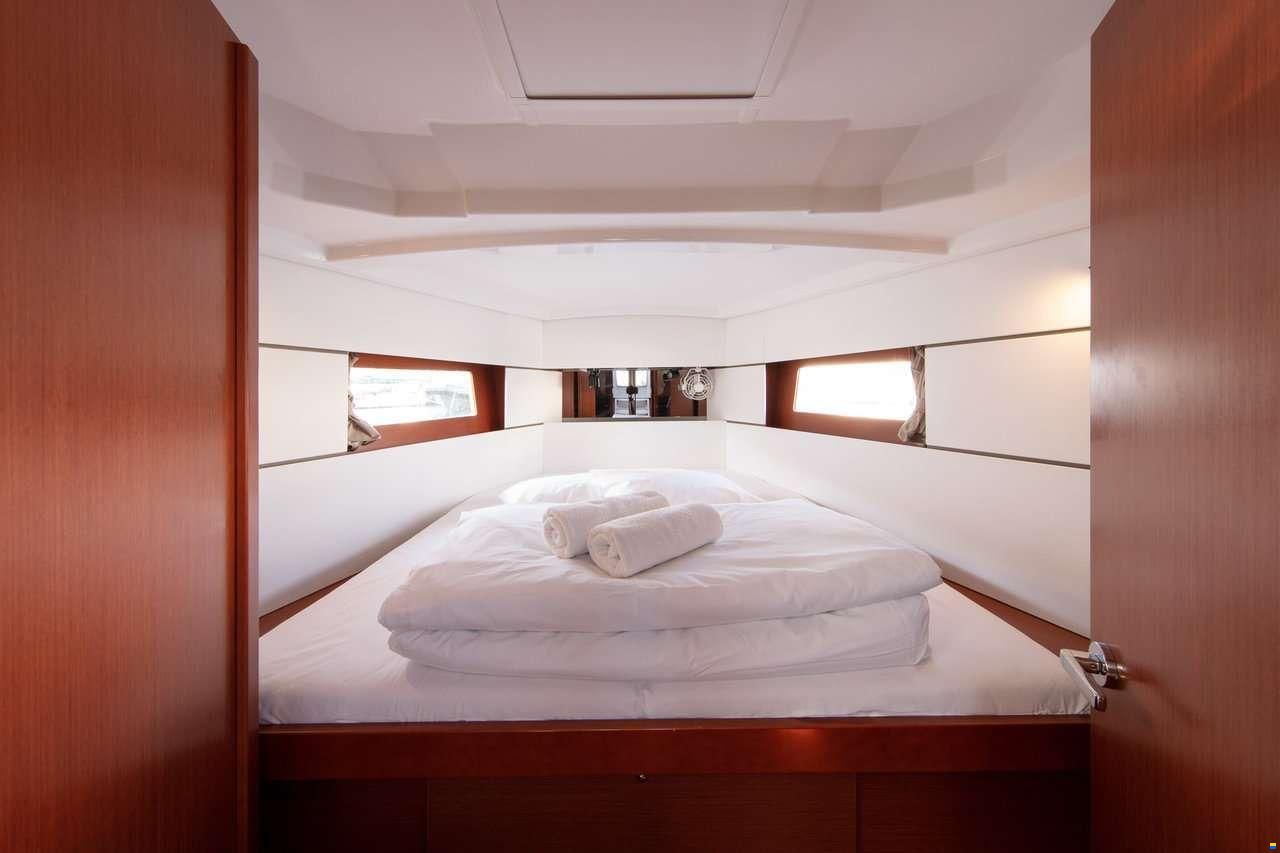 Beneteau OCEANIS 38.1