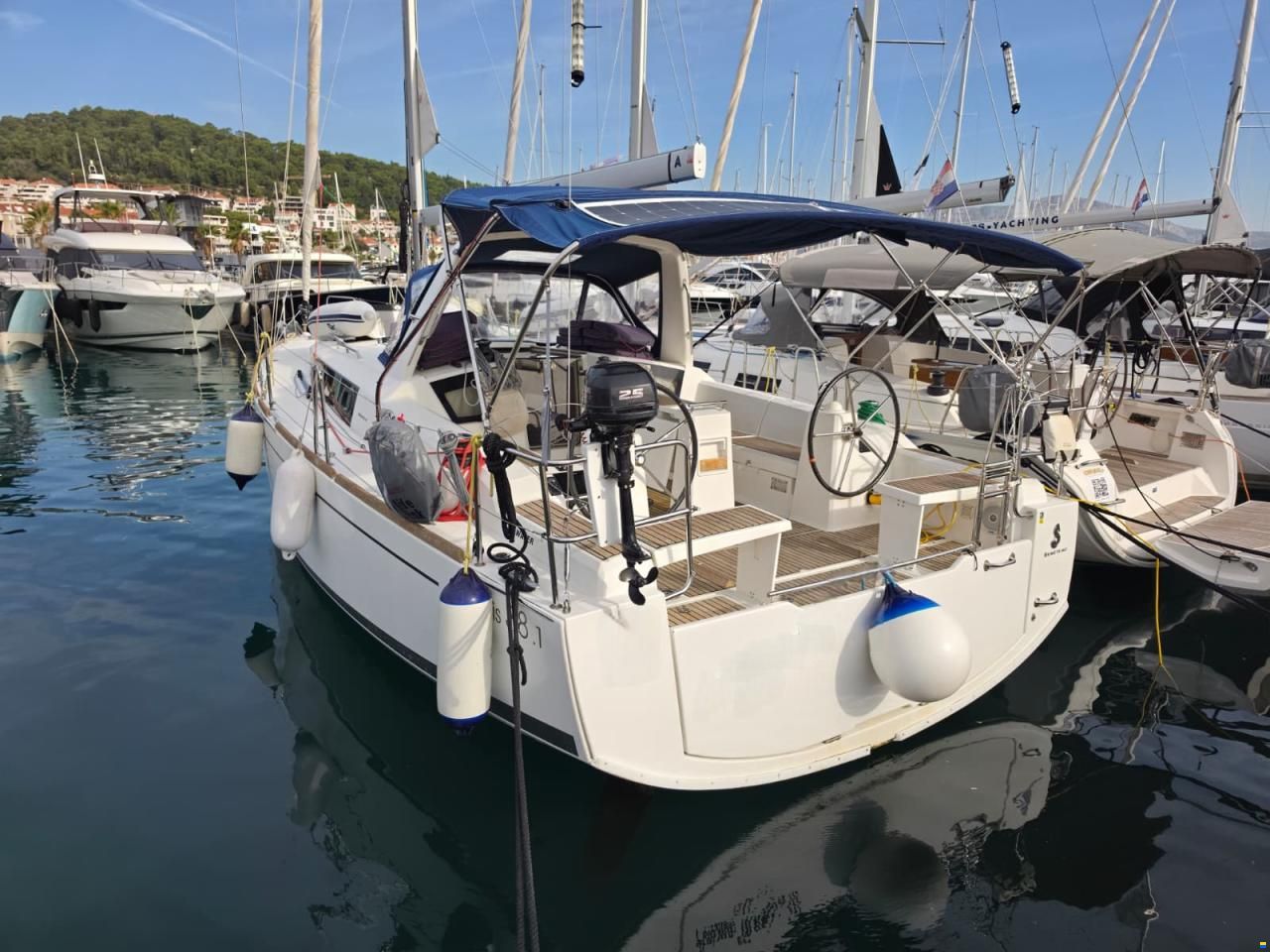 Beneteau OCEANIS 38.1