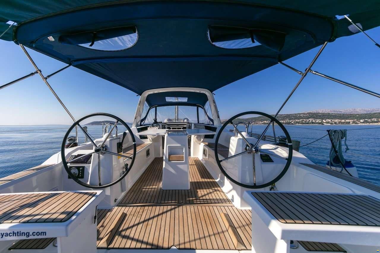 Beneteau OCEANIS 38.1