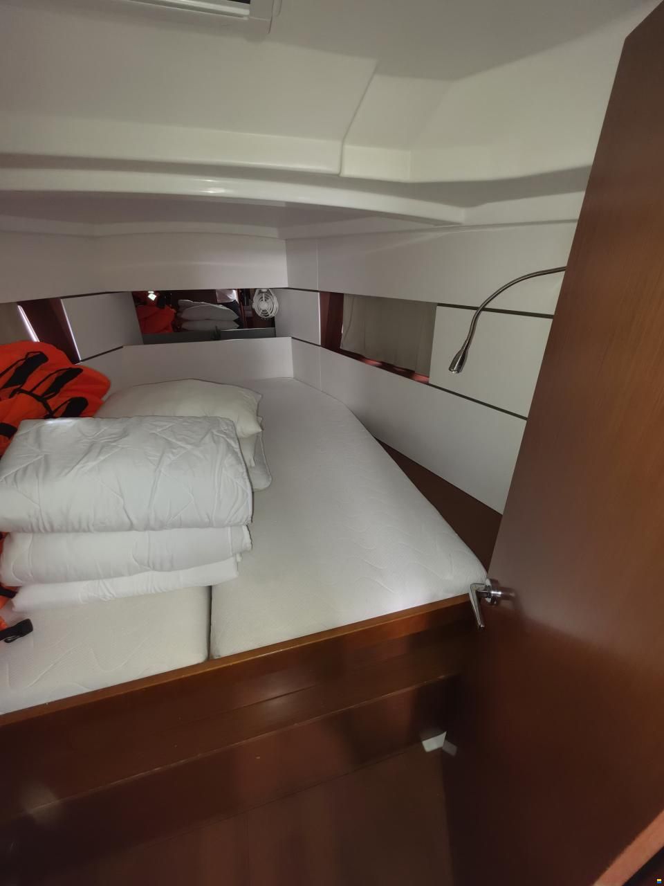 Beneteau OCEANIS 38.1