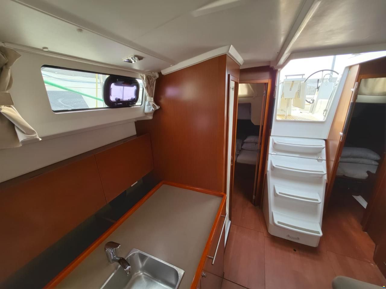 Beneteau OCEANIS 38.1