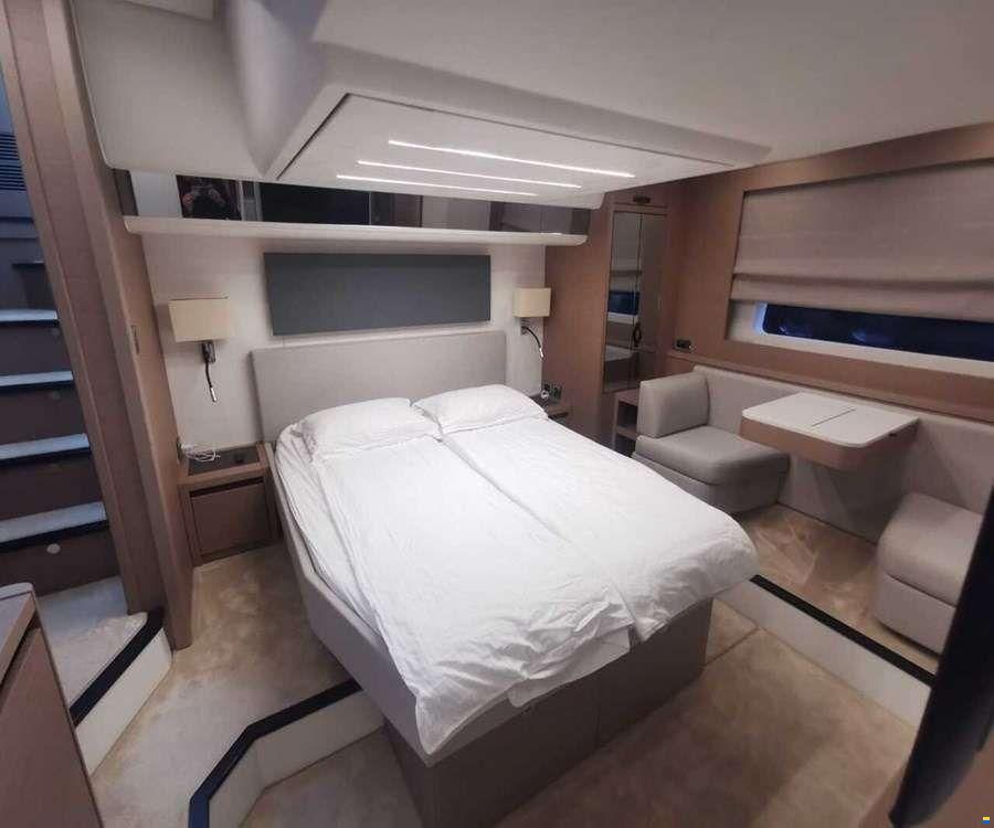 Prestige 590
