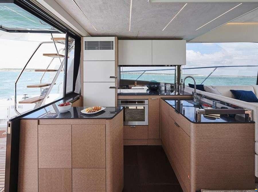 Prestige 590