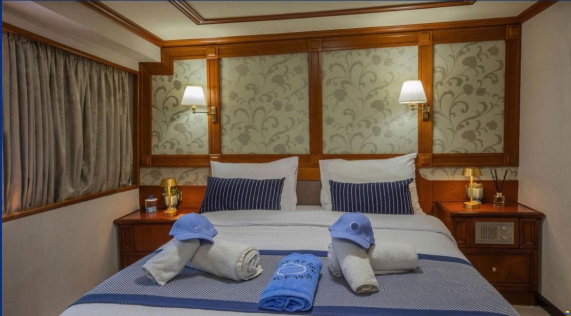 Kremer-Werft Boutique Cruise Ship 50m