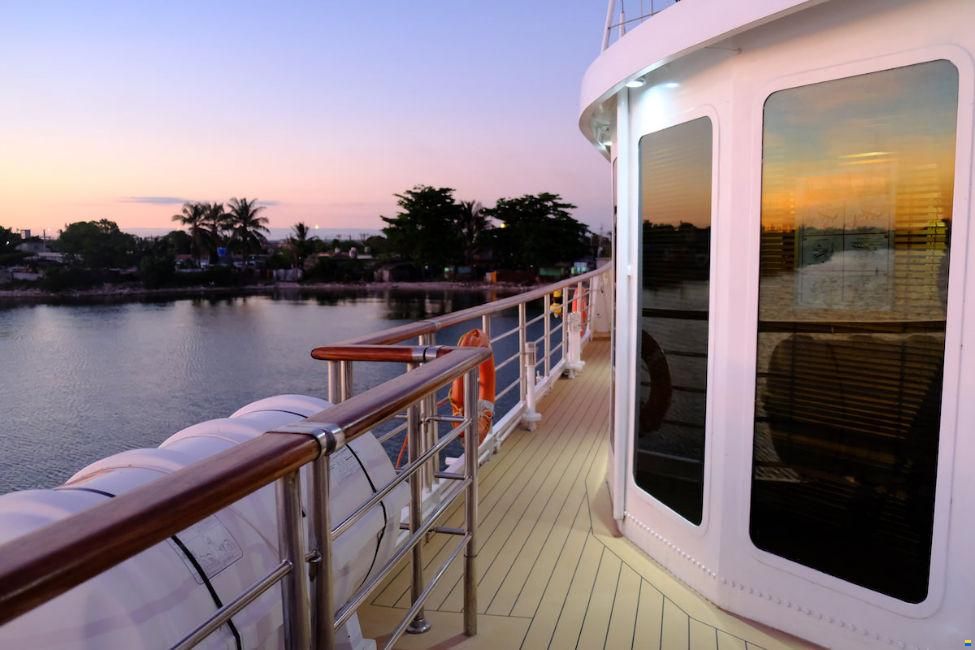 Kremer-Werft Boutique Cruise Ship 50m