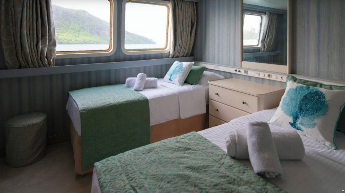 Perama Boutique Cruise Ship 45m