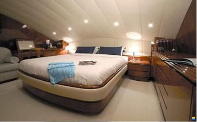Falcon Yachts Falcon 100