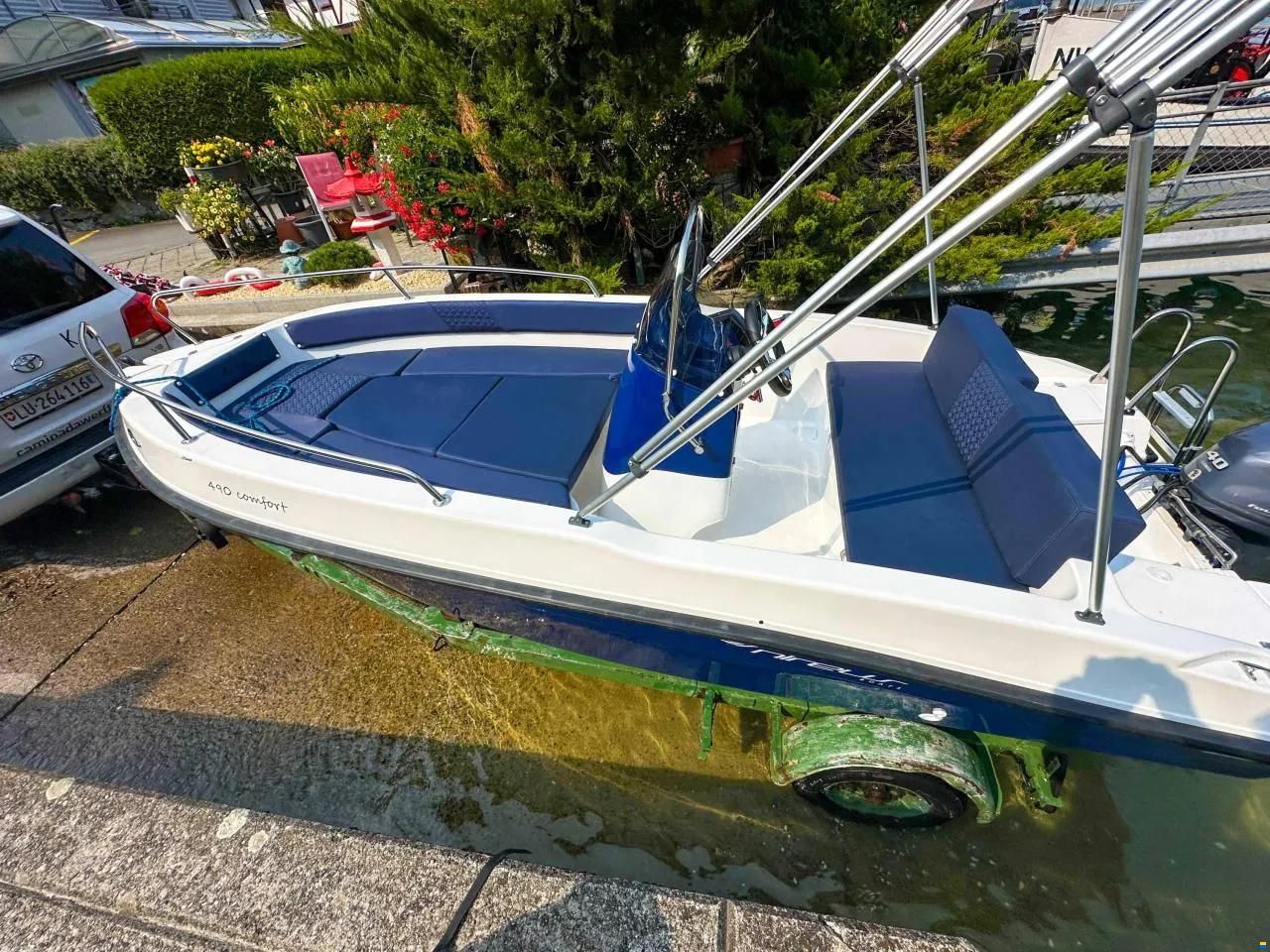 Nireus 490 Comfort / Blau