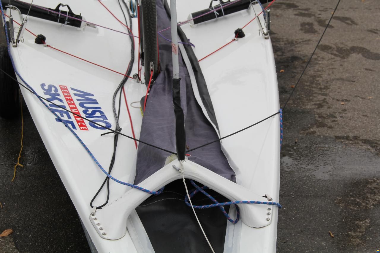 Ovington Musto Performace Skiff