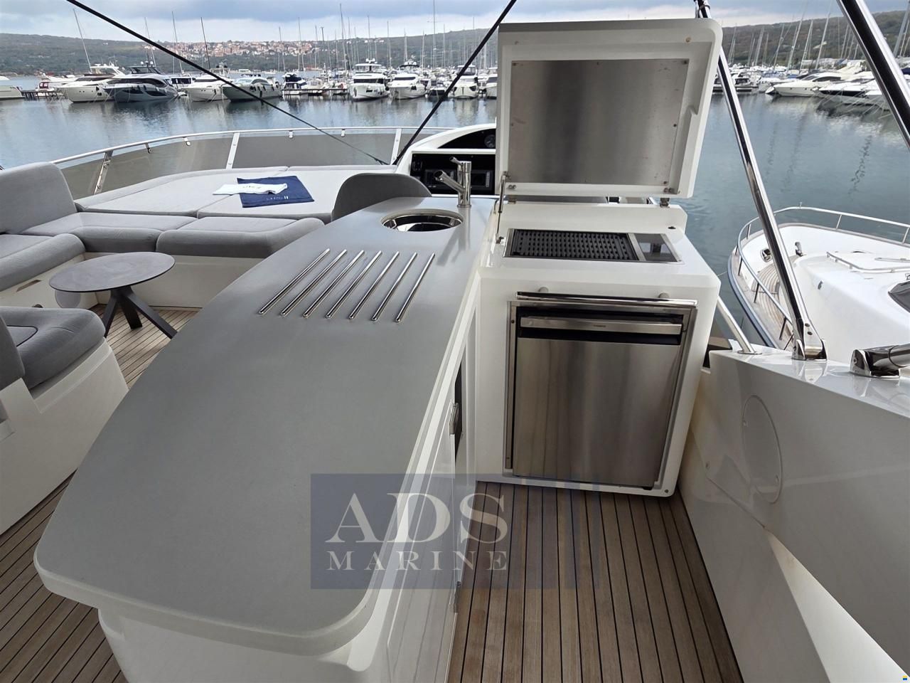 Sunseeker Manhattan 73