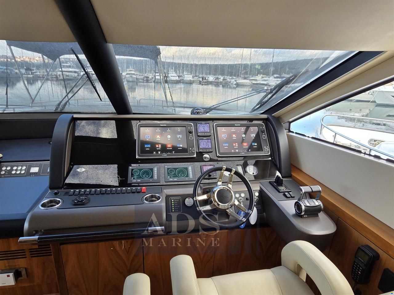 Sunseeker Manhattan 73