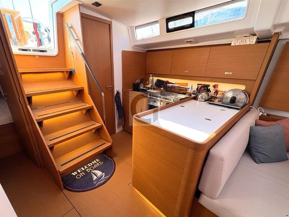 Beneteau First 44