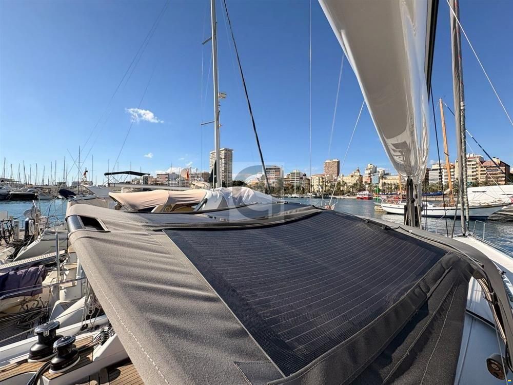 Beneteau First 44