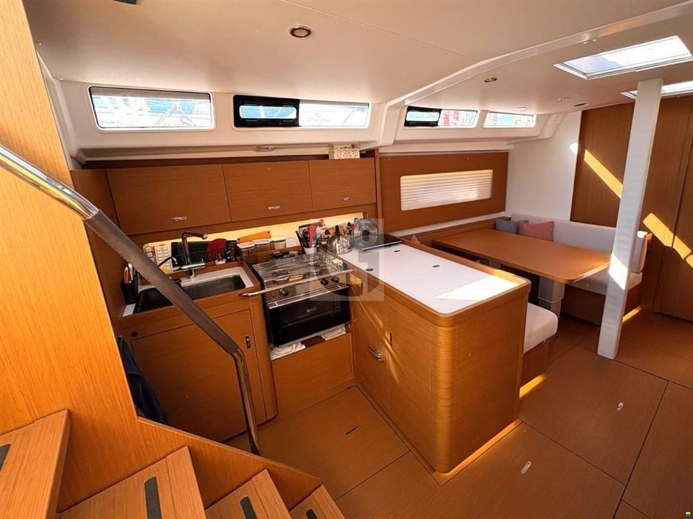 Beneteau First 44