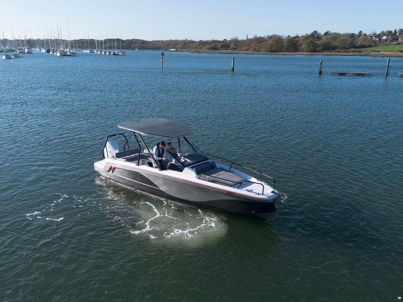 Axopar 25 Cross Top