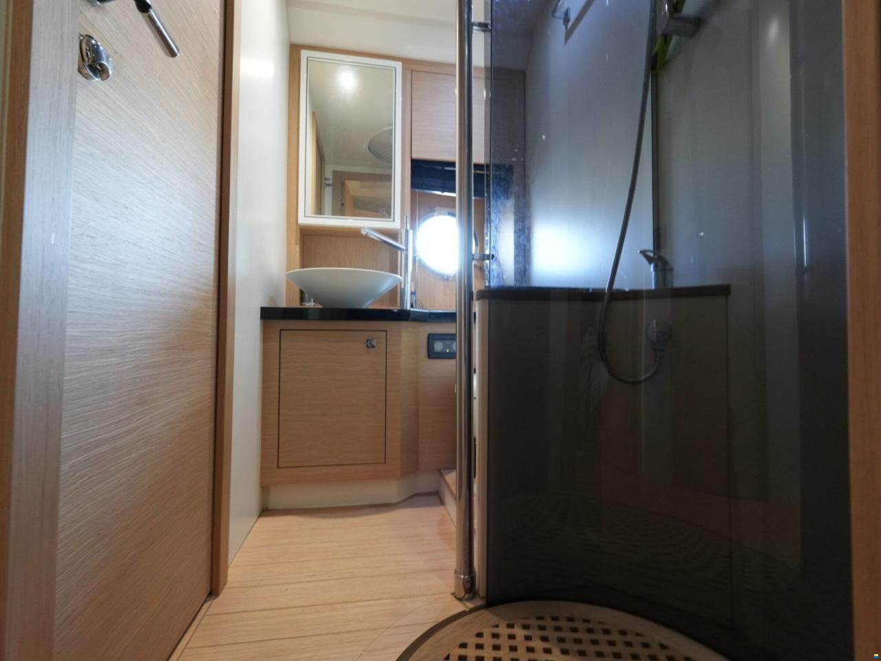 Sessa C46 HT IPS