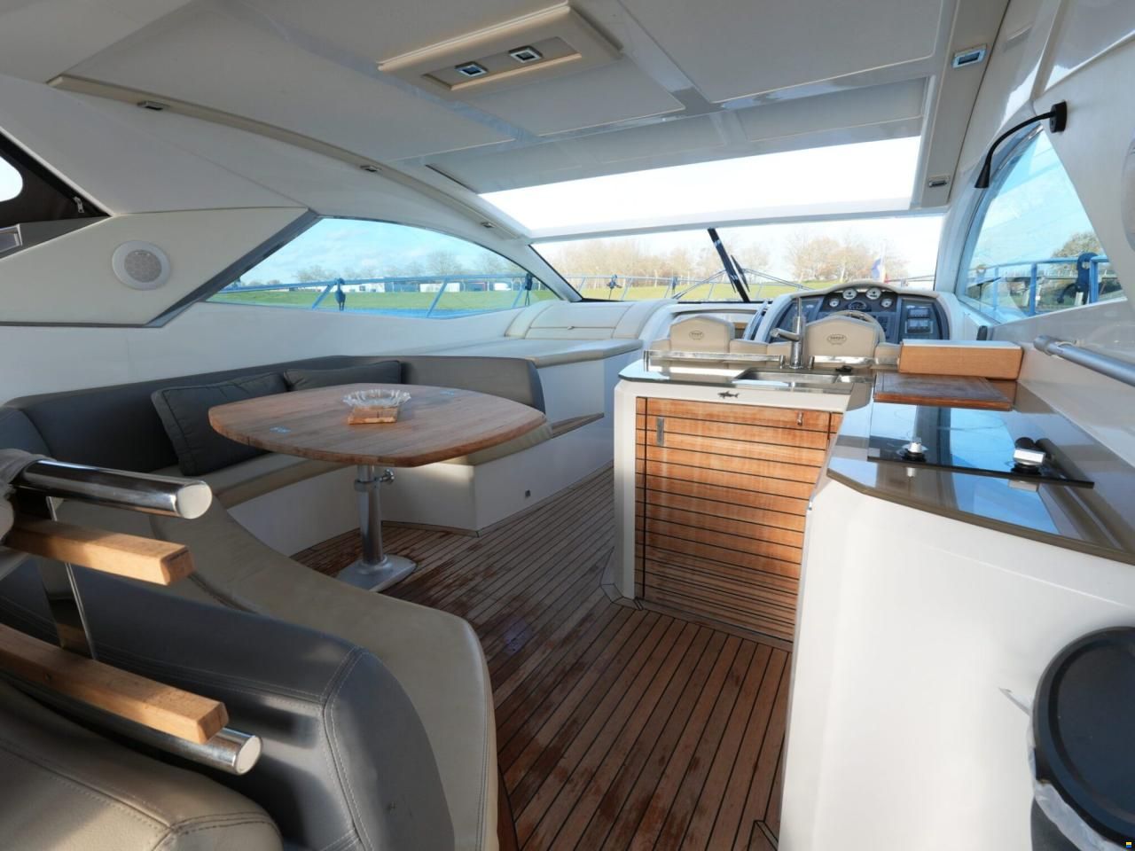 Sessa C46 HT IPS
