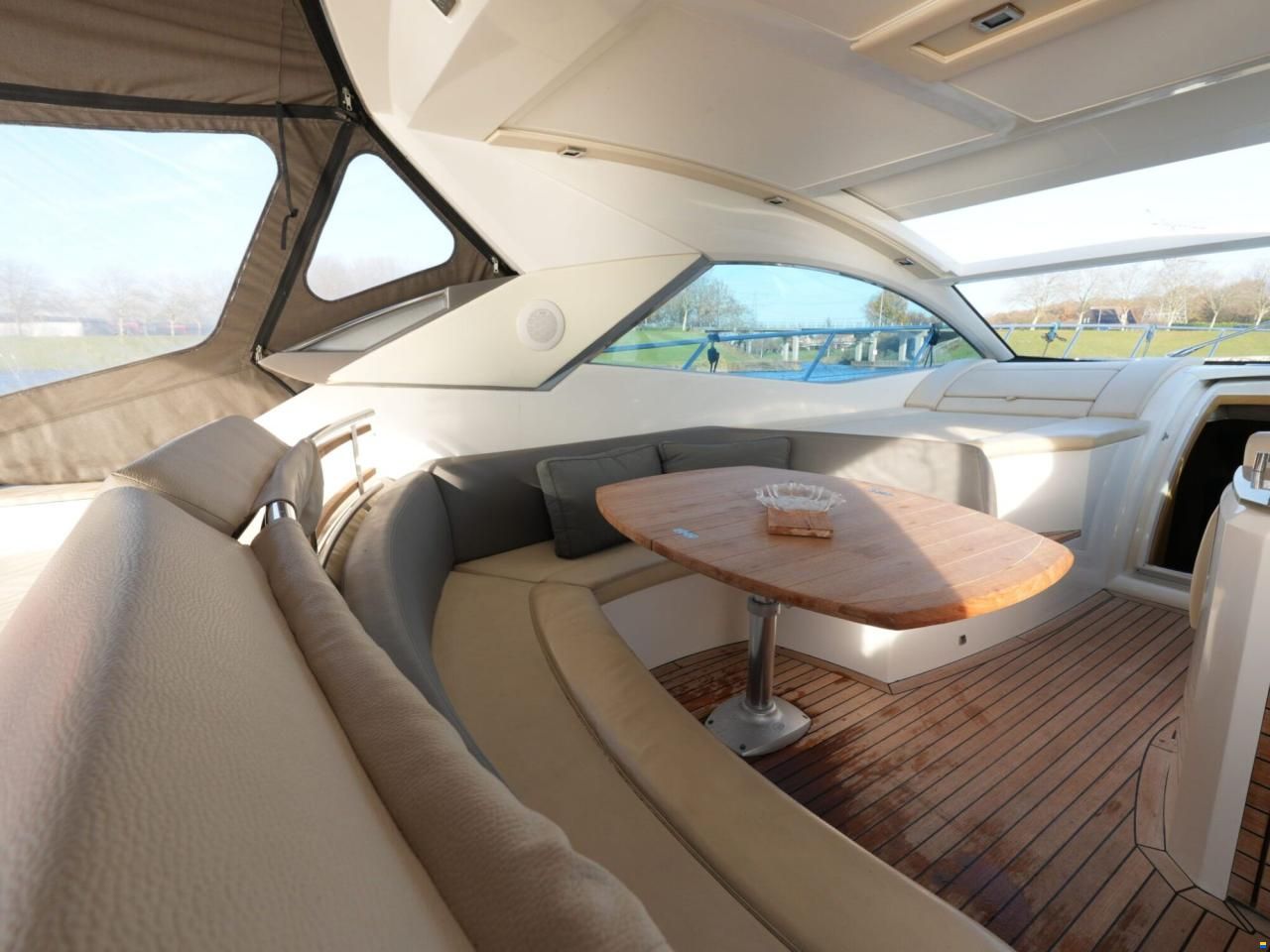 Sessa C46 HT IPS