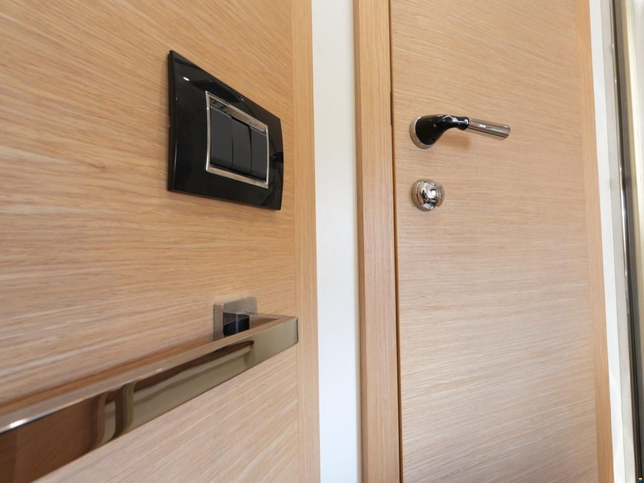 Sessa C46 HT IPS
