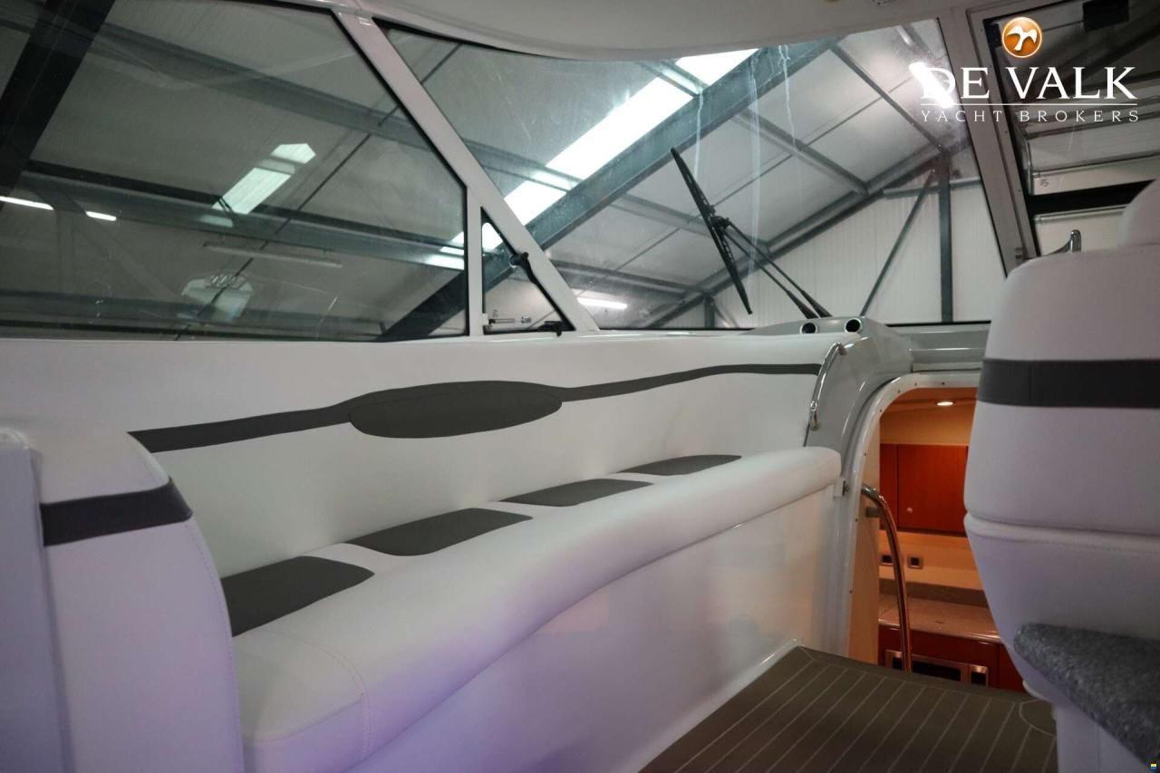 Formula 45 Yacht.