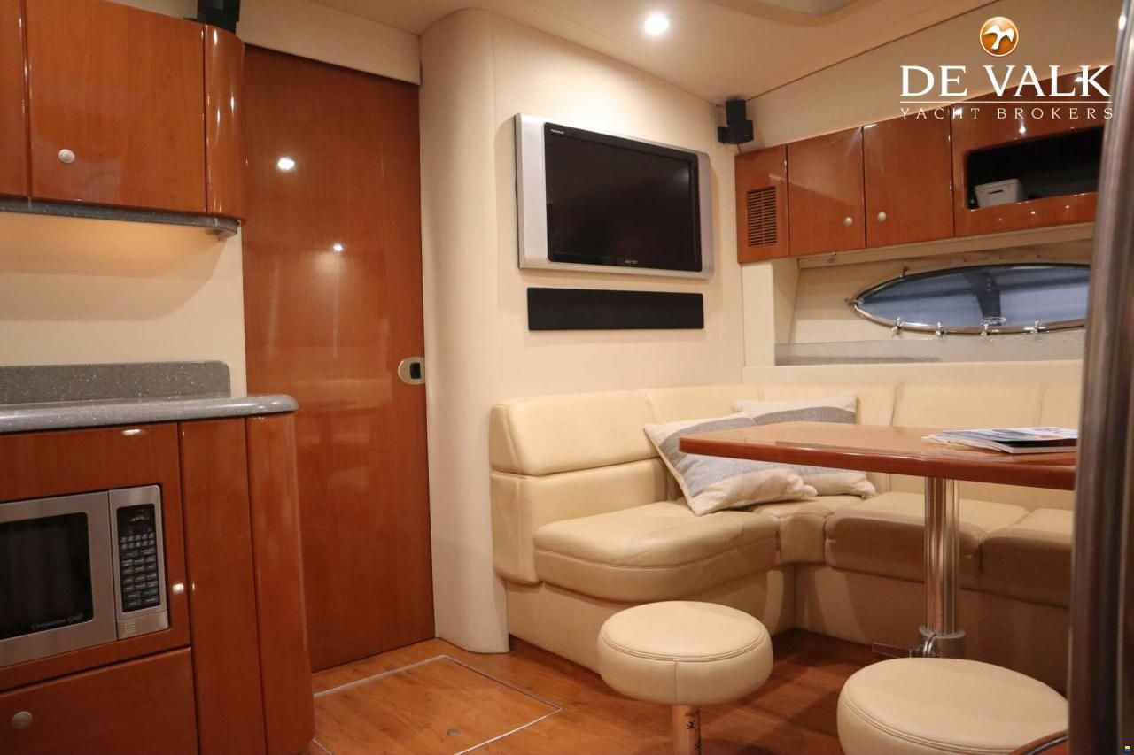 Formula 45 Yacht.