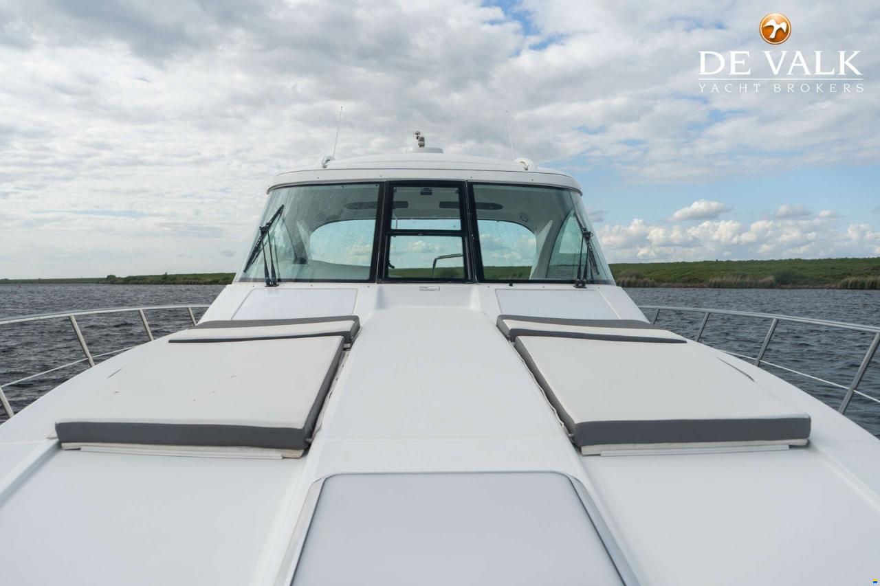 Formula 45 Yacht.